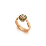 18 kt rose gouden ring met 0.25 ct diamant en halo van tsavoriet