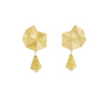 18 karat golden earpendants with granulation from the stardust to structure collection